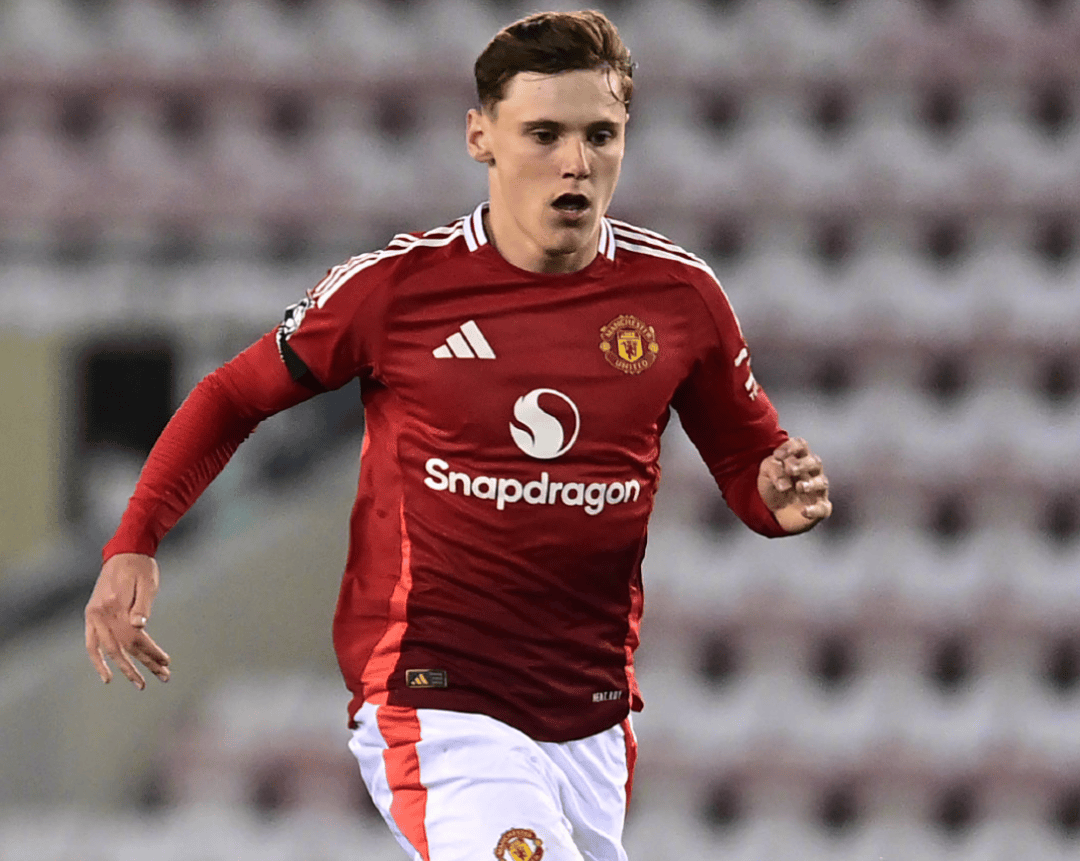 AYX爱游戏中国-关于赛后曼联官宣签约：社区盾节点到来，管理层满意，更衣室氛围转暖的信息