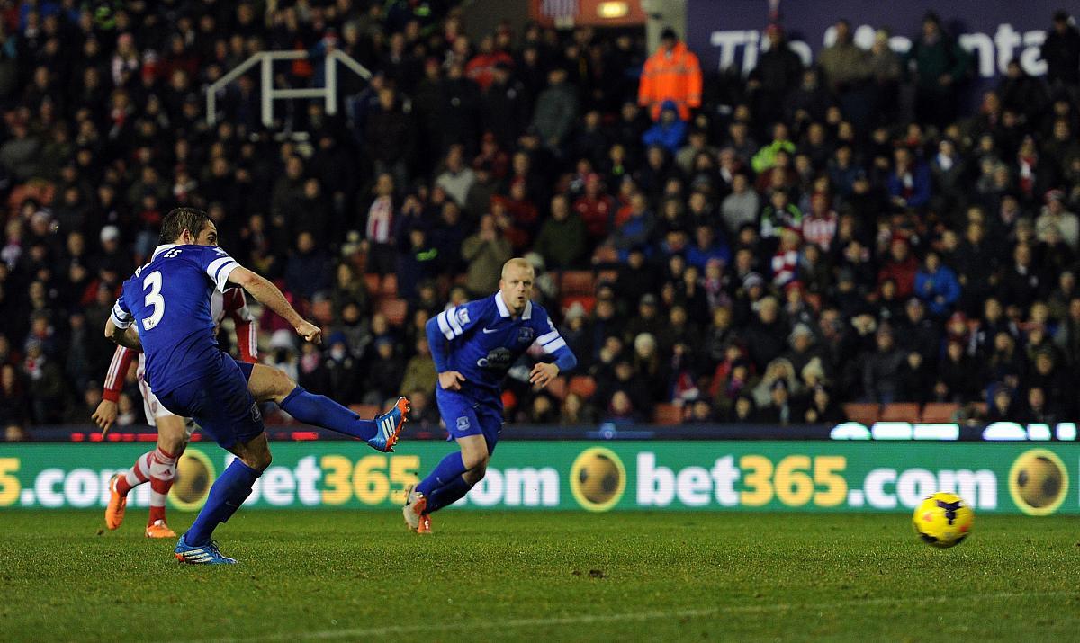 爱游戏手机版-关键时刻荷甲焦点战；曼城队长鼓劲；底气十足；身体对抗强度拉满的简单介绍