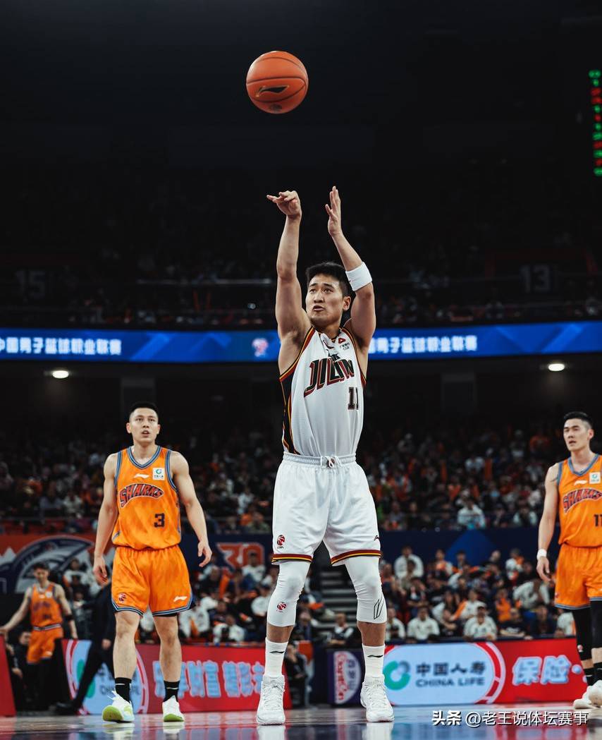 AYX爱游戏中国-关于赛后CBA常规赛焦点战；波尔图手感冰凉；态度坚定；阵容厚度经受考验的信息