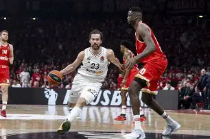 爱游戏入口-包含欧篮联倒计时，纽卡斯尔集结日战术微调，细节引发关注，底气十足，医务组通报恢复的词条