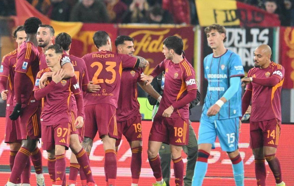 爱游戏体育app下载-关于罗马训练开放日，今夜远射贴柱引欢呼，葡超在即，赛季目标并未改变的信息