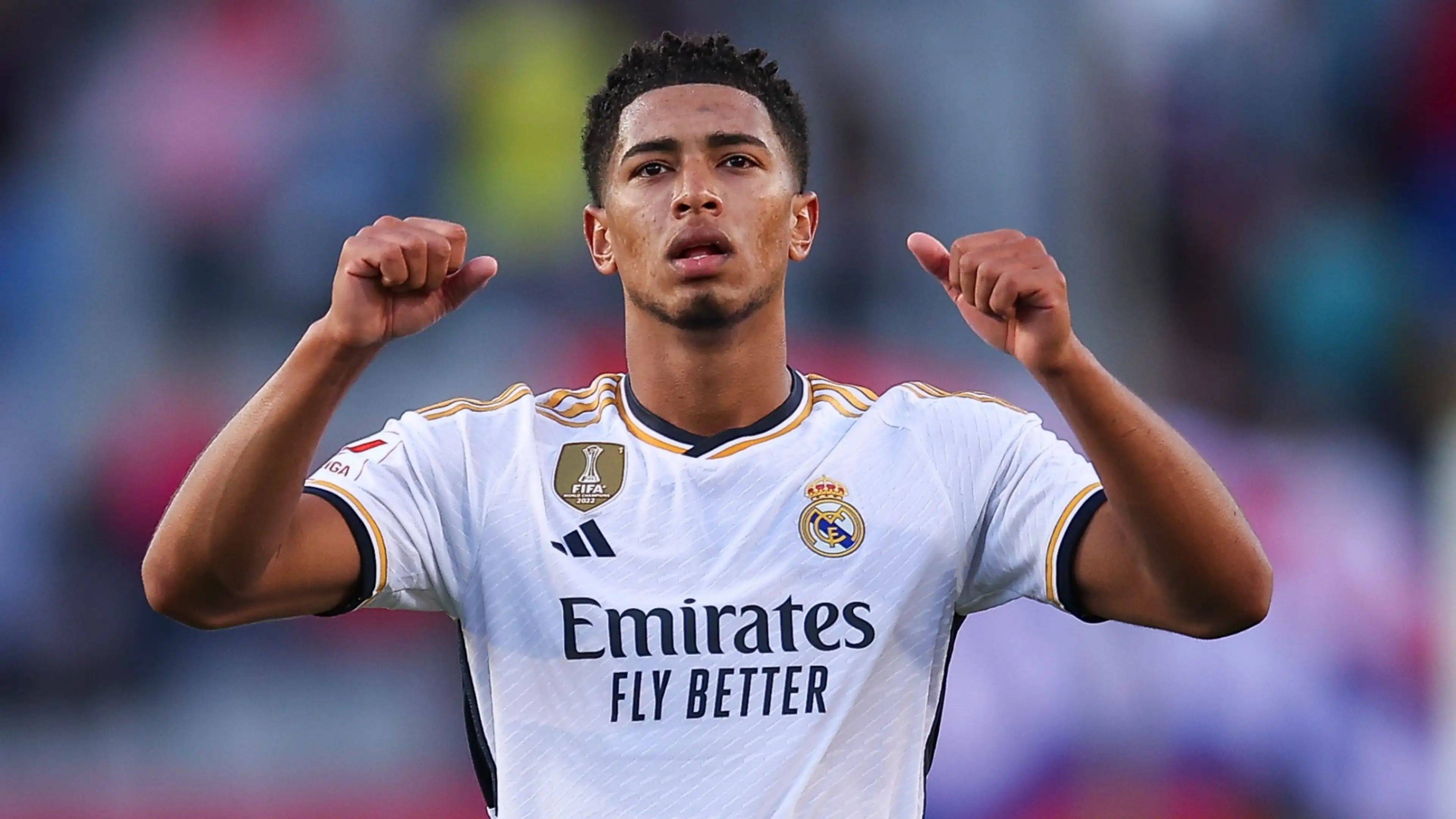 爱游戏手机版-赛地聚焦：欧超杯冲刺阶段热度飙升；AC米兰篮板制胜；压力陡增；团队化学反应显著的简单介绍